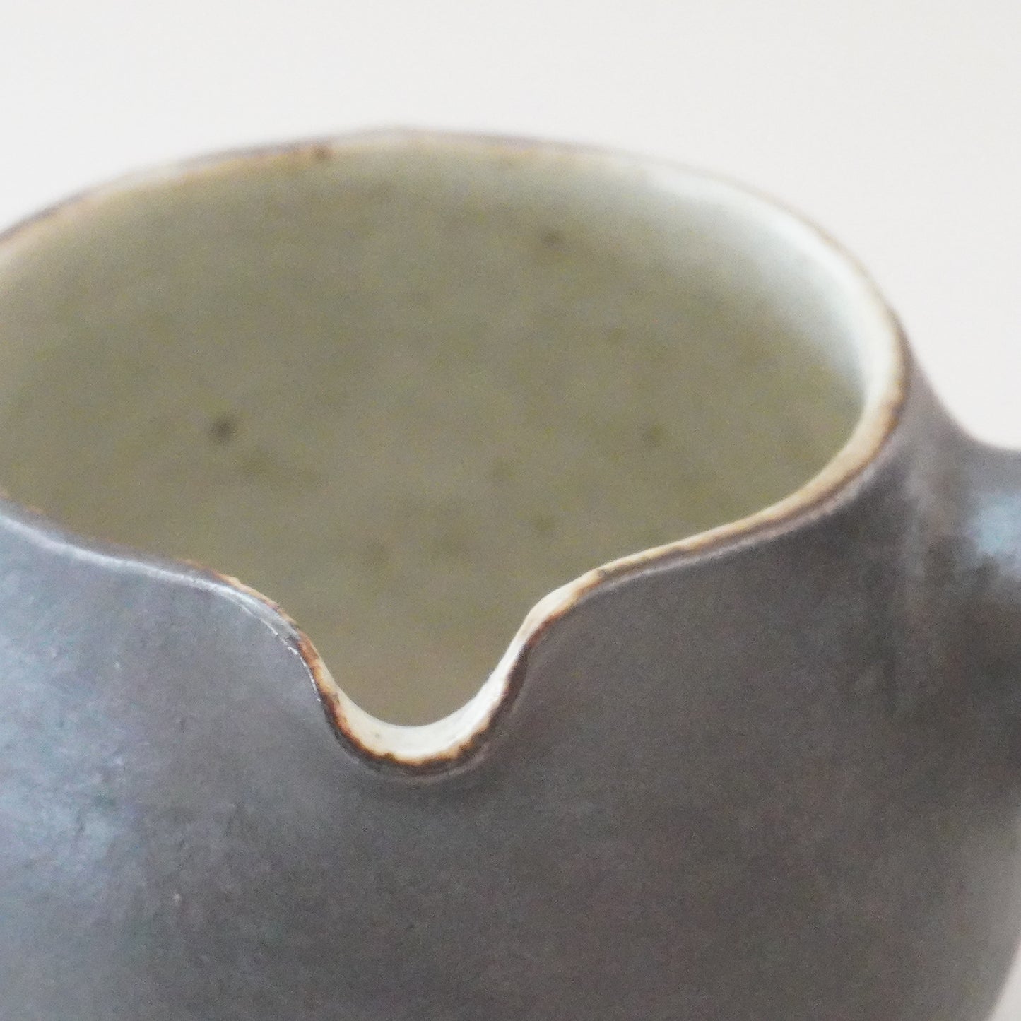 手付注器(外黒)