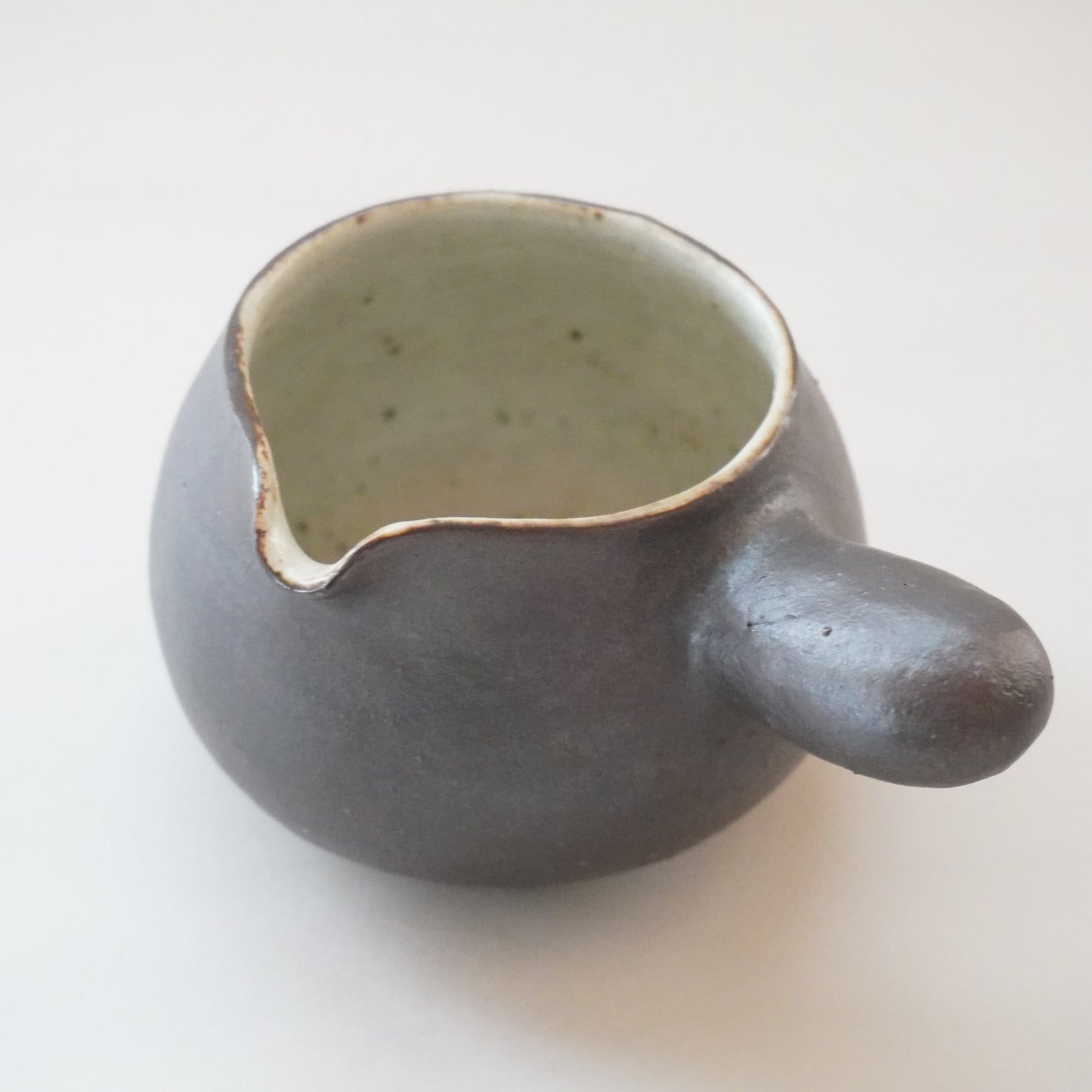 手付注器(外黒)