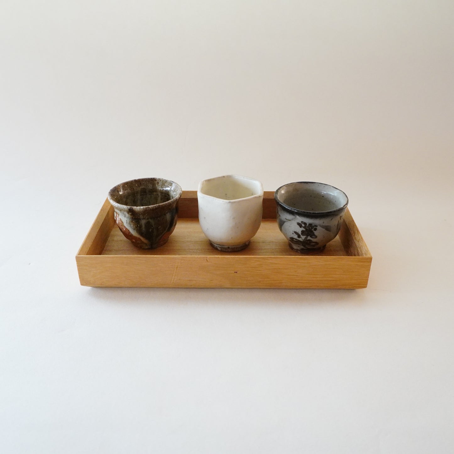 唐津絵蛇蝎 茶杯