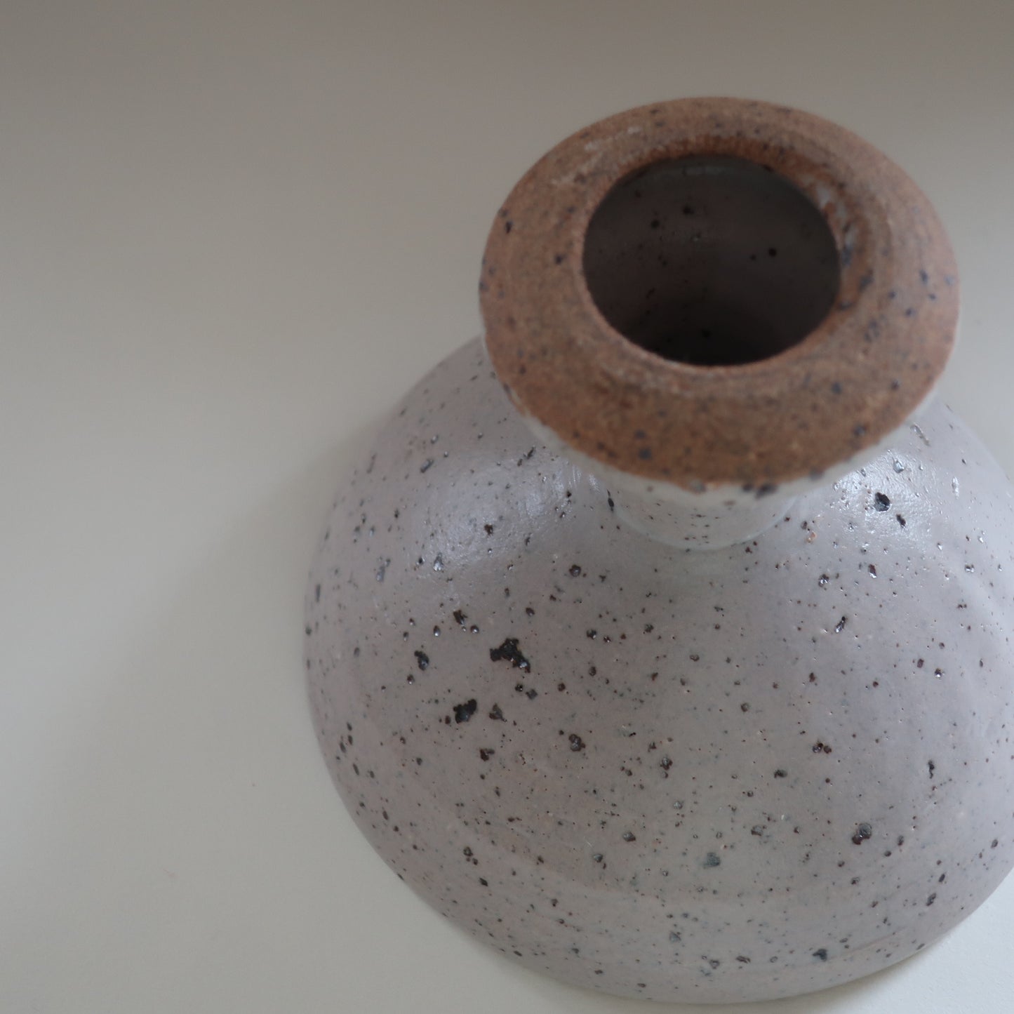 脚付きのうつわ ウズラ