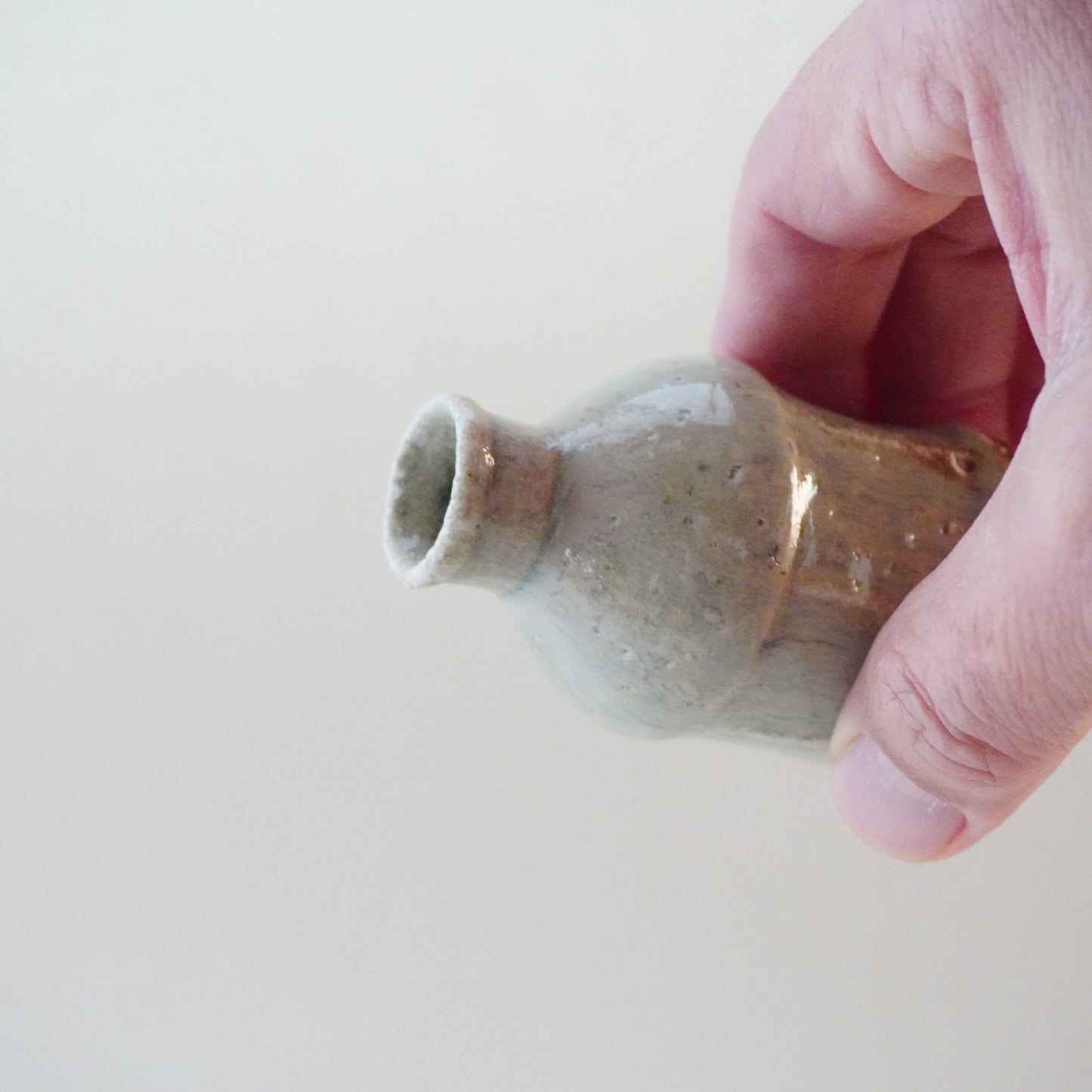 唐津灰被振り出し