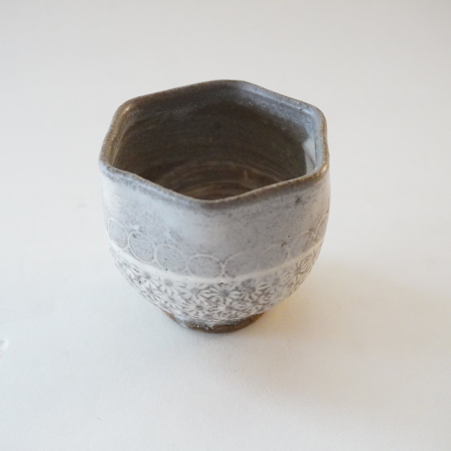 三島唐津 茶杯(亀甲）