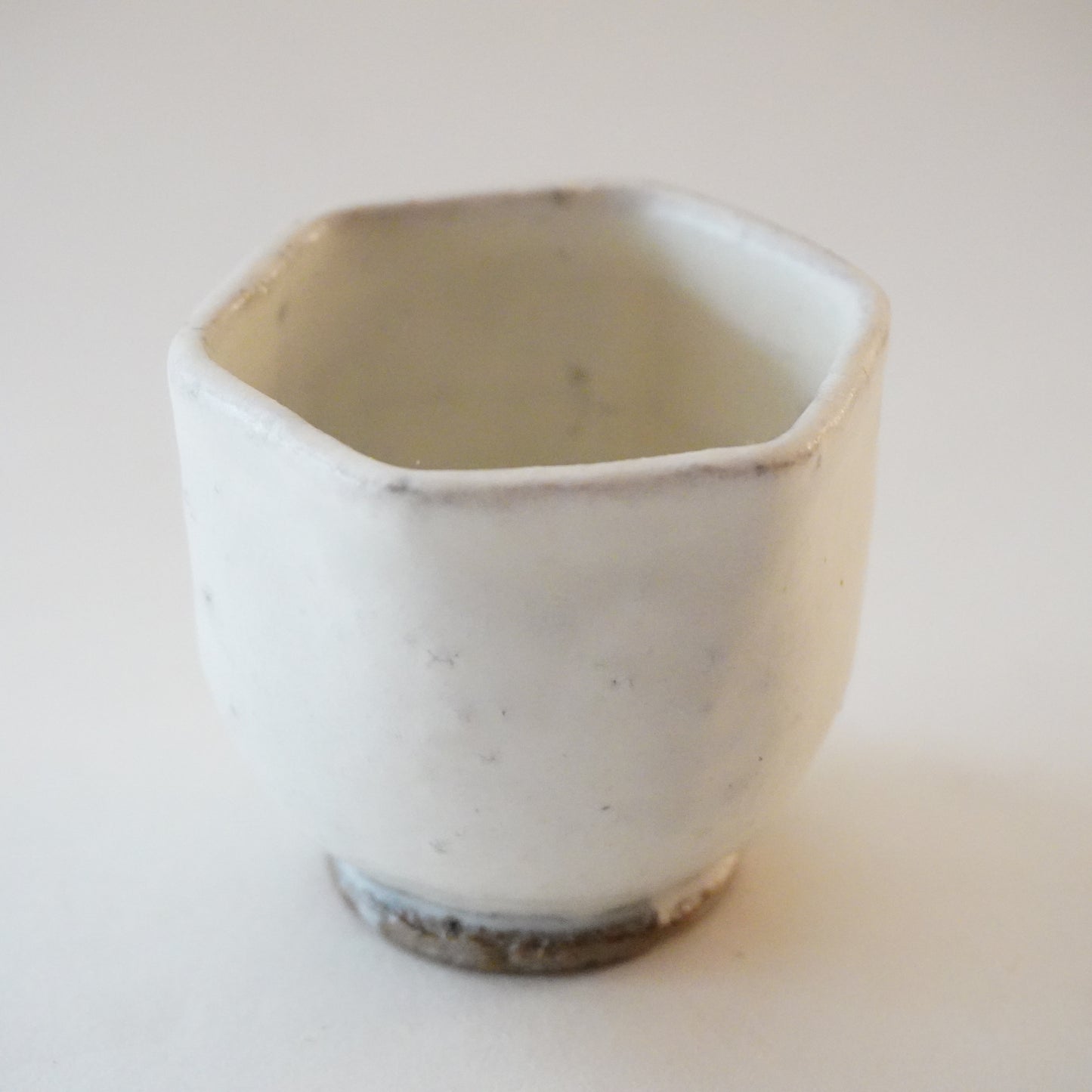 唐津粉引 茶杯(亀甲)