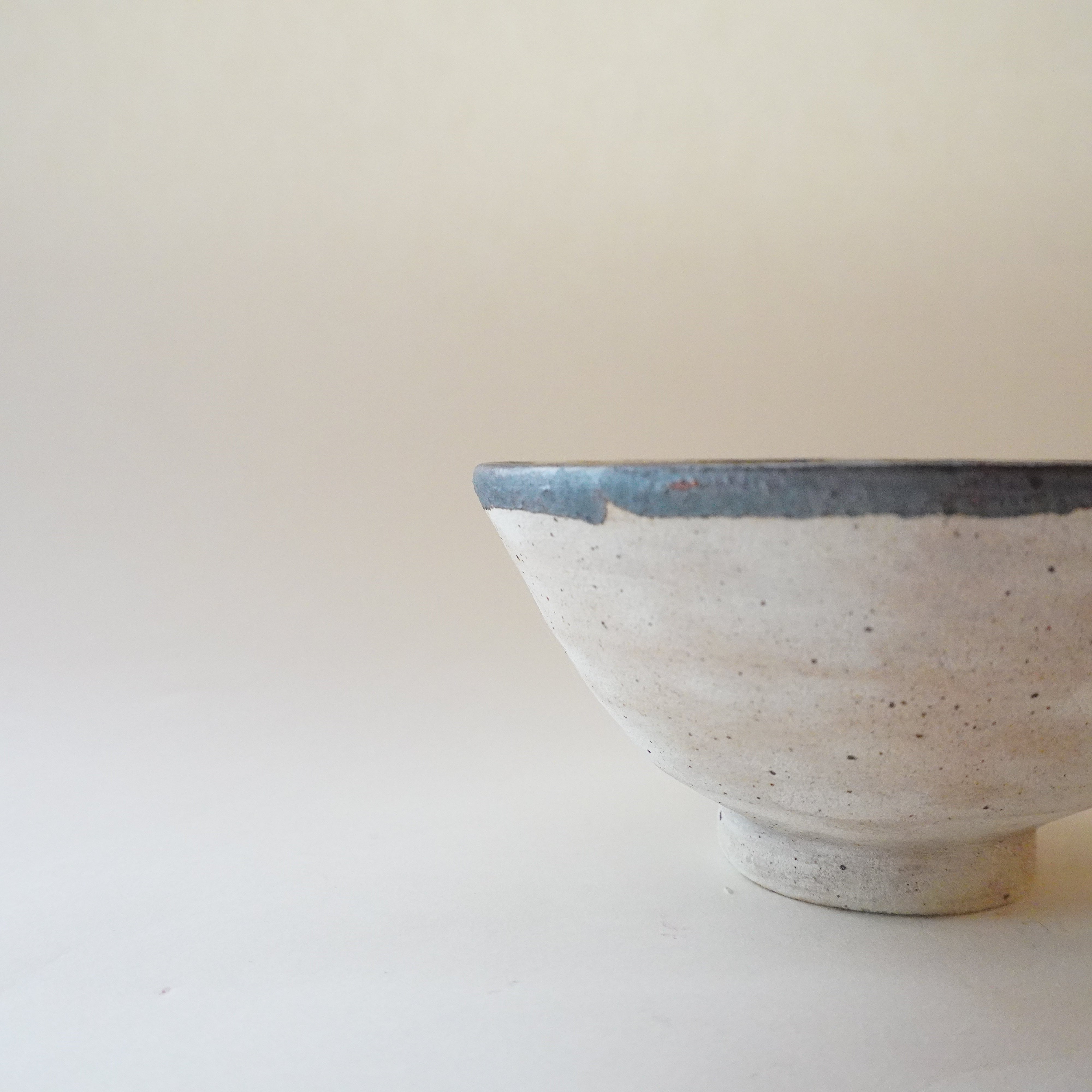 石原祥充　鉄絵飯椀　ご飯茶碗 石原稔久 石原野枝 野乃窯 ishiharayoshimitsu_ricebowl_kawakujira – gallery soyo