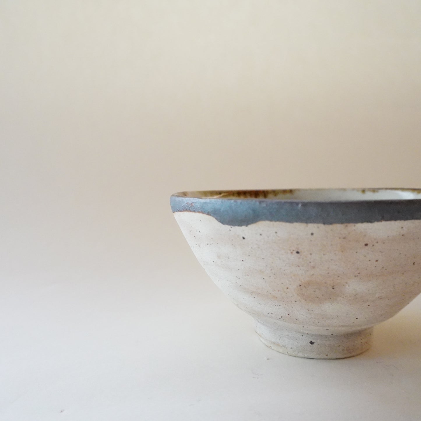 鉄絵めし碗　皮くじら